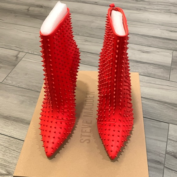 Steve Madden, boots - Picture 1 of 5